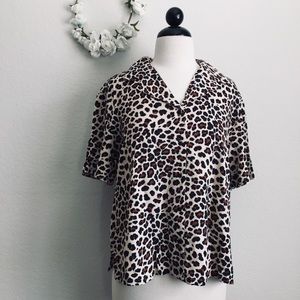 Arizona Jean Co. Cheetah Collared Blouse